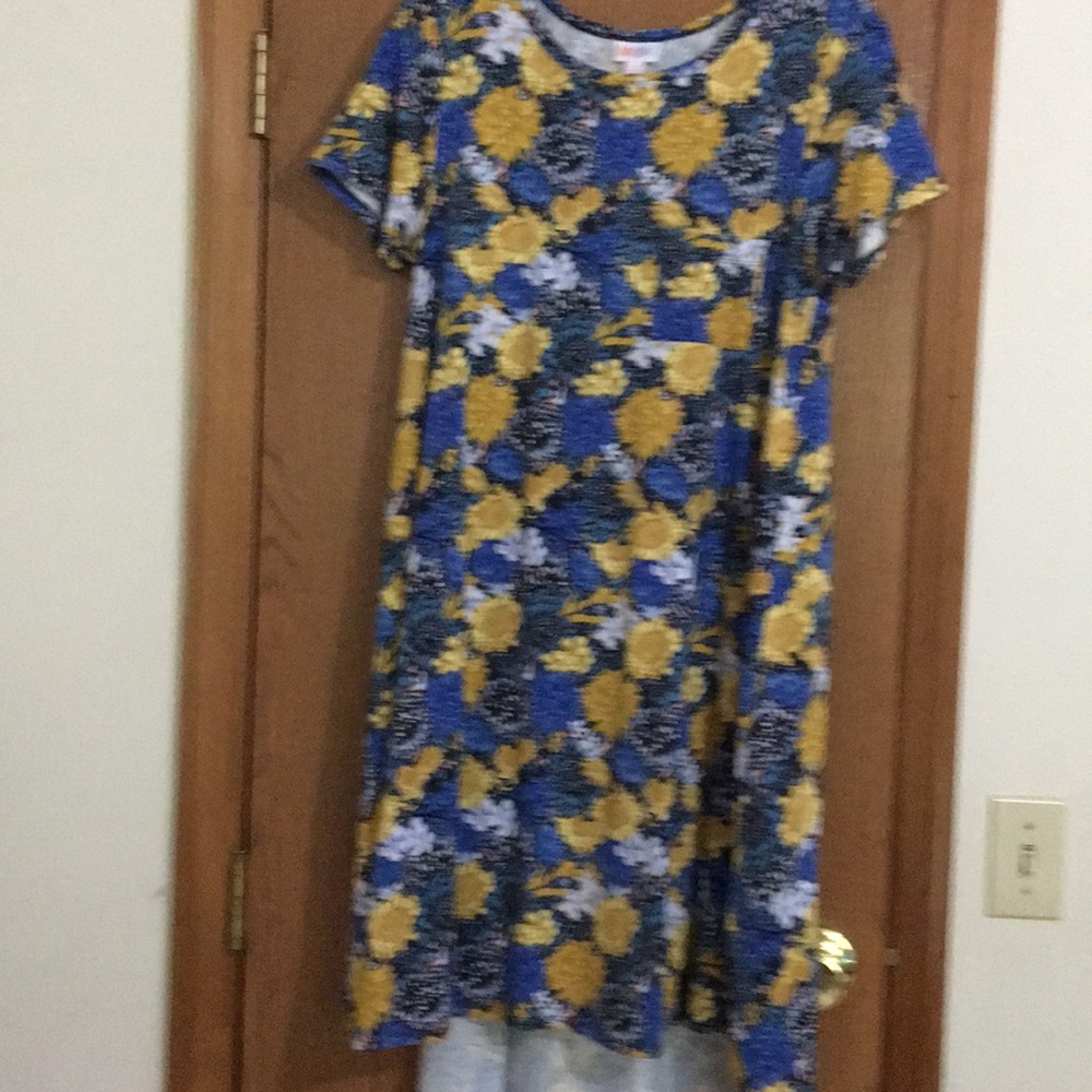 Lularoe small Carly